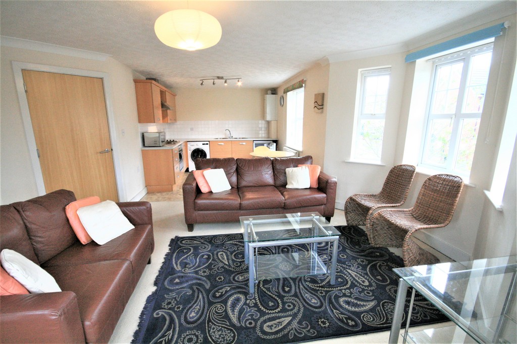 Martin & Co Crewe 2 bedroom Apartment Let in Ludford Court, Crewe