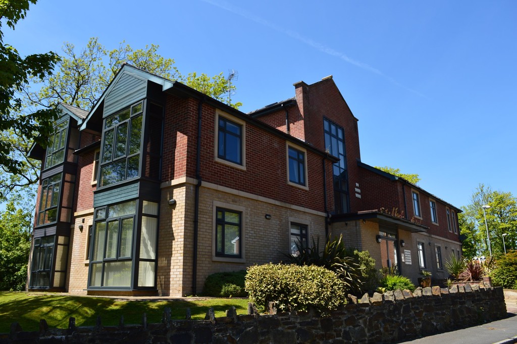 Martin & Co Rochdale 2 bedroom Apartment Let in Norden, Rochdale