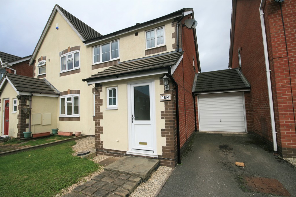 Martin & Co Crewe 3 bedroom SemiDetached House Let in James Atkinson