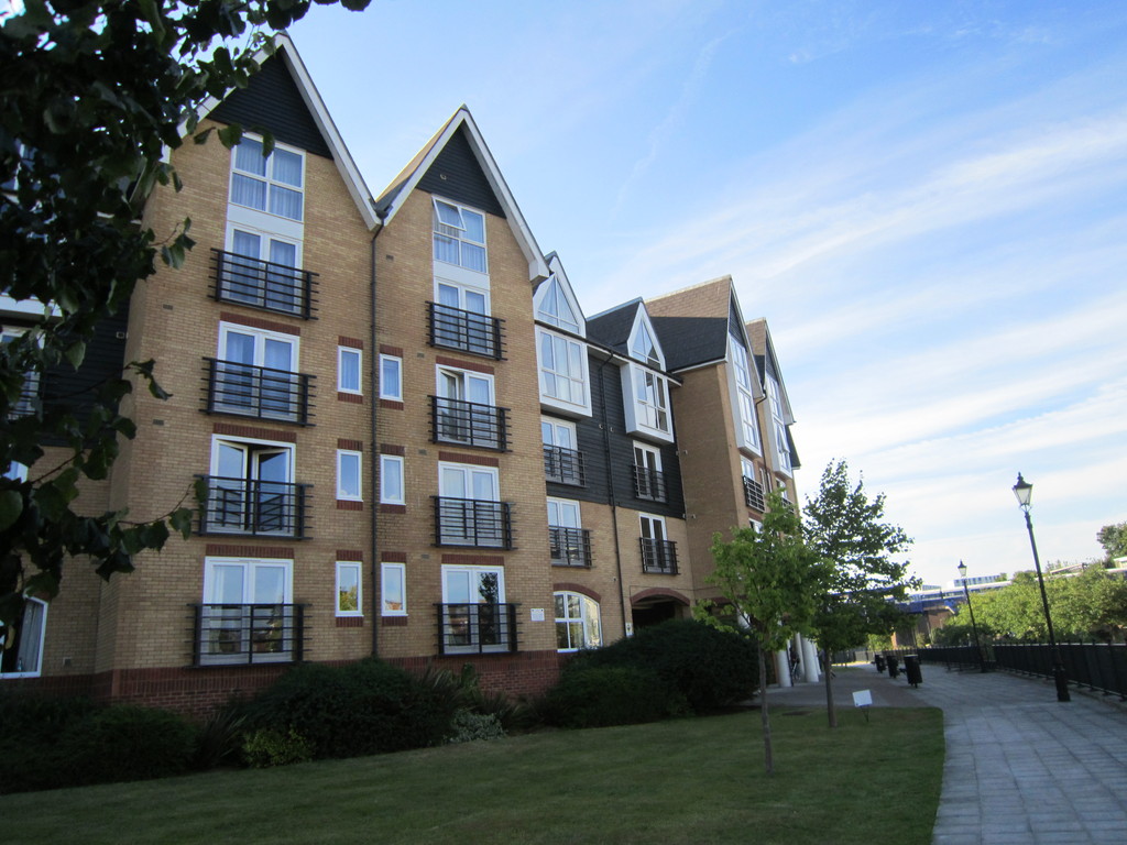 Scotney Gardens, St. Peter Street Martin & Co