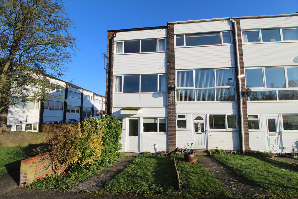 Martin & Co Bury St Edmunds 4 bedroom Town House To Let in Kirkstead