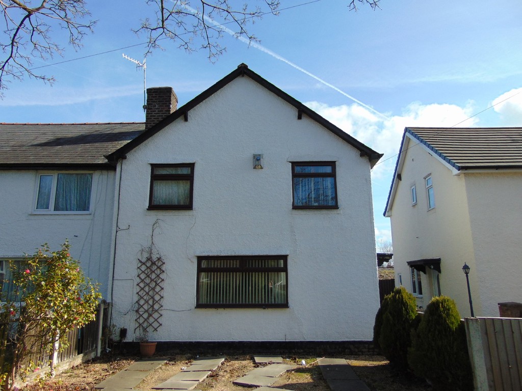 Martin & Co Wirral Bebington 3 bedroom Detached House Let in Parkside
