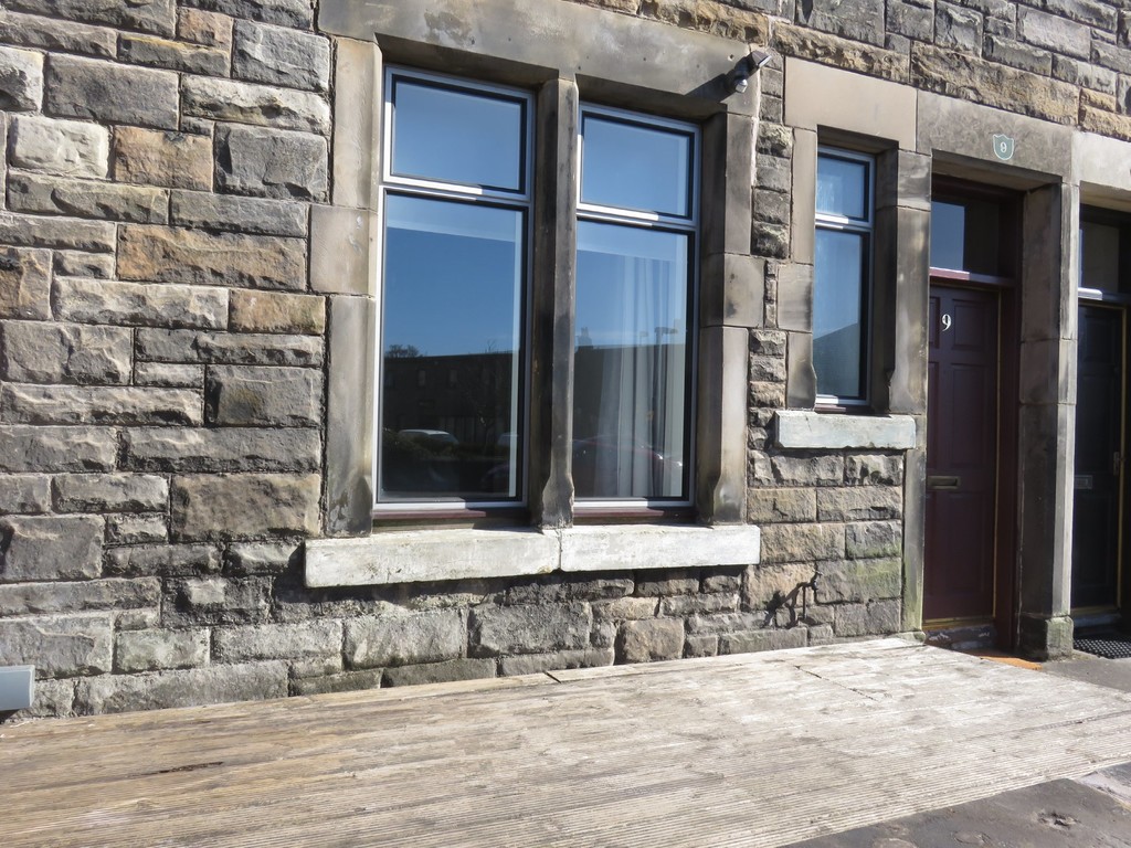 Martin & Co Kirkcaldy 1 bedroom Ground Floor Flat Let in Viewforth
