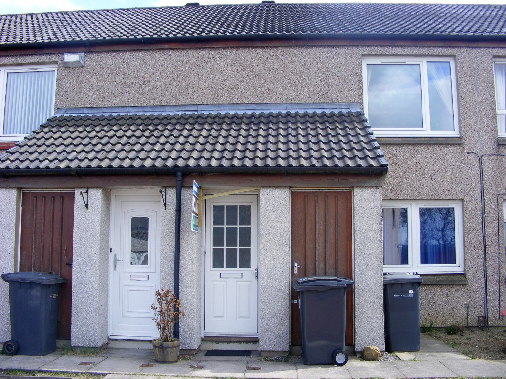 Martin & Co Bathgate 1 bedroom Flat Let in Limebank Park, East Calder