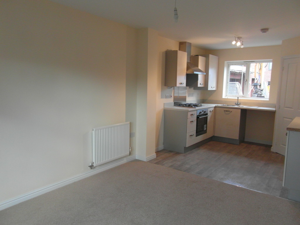 house bathroom 3 for rent End Terrace rent Martin of Co to Telford & House 2 bedroom