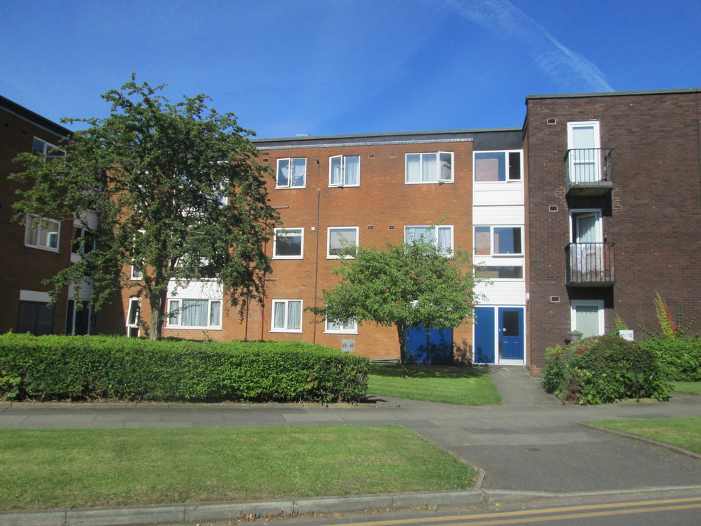Martin & Co Manchester Chorlton 2 bedroom Flat Let in Meadow Court