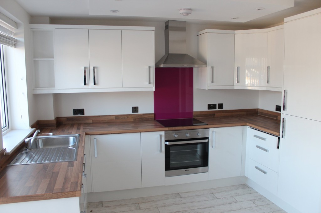 Martin Co Colchester 2 Bedroom Flat Let In Wellesley Road