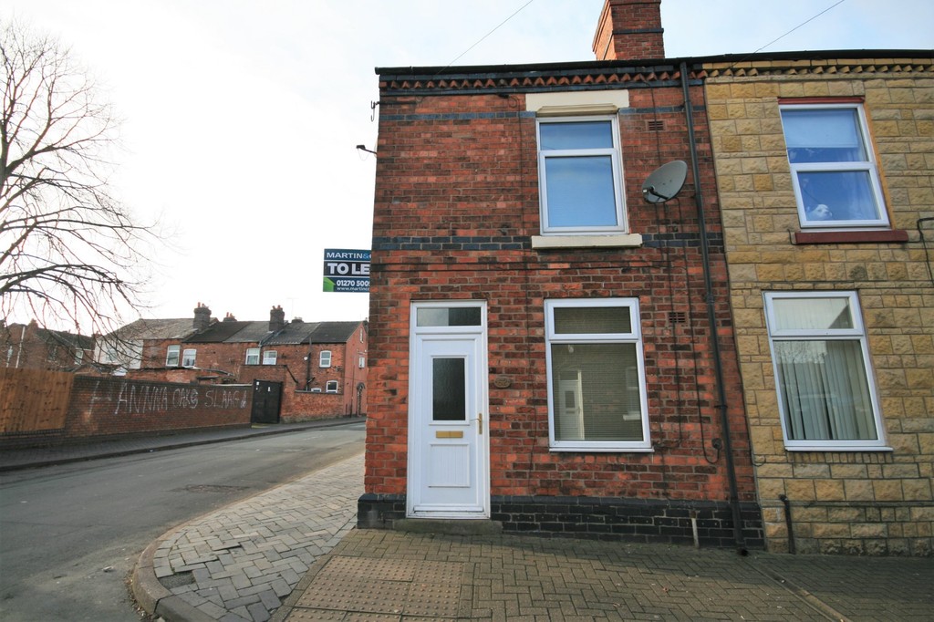 Martin & Co Crewe 3 bedroom End of Terrace House Let in Ludford St, Crewe