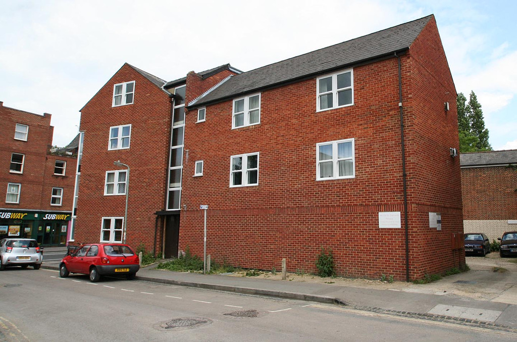 Martin & Co Oxford 2 bedroom Flat Let in St Clements ...