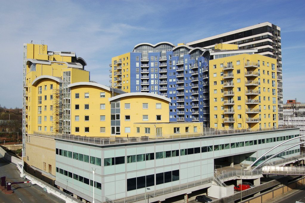 Martin & Co Basingstoke 2 bedroom Apartment Let in Crown Heights