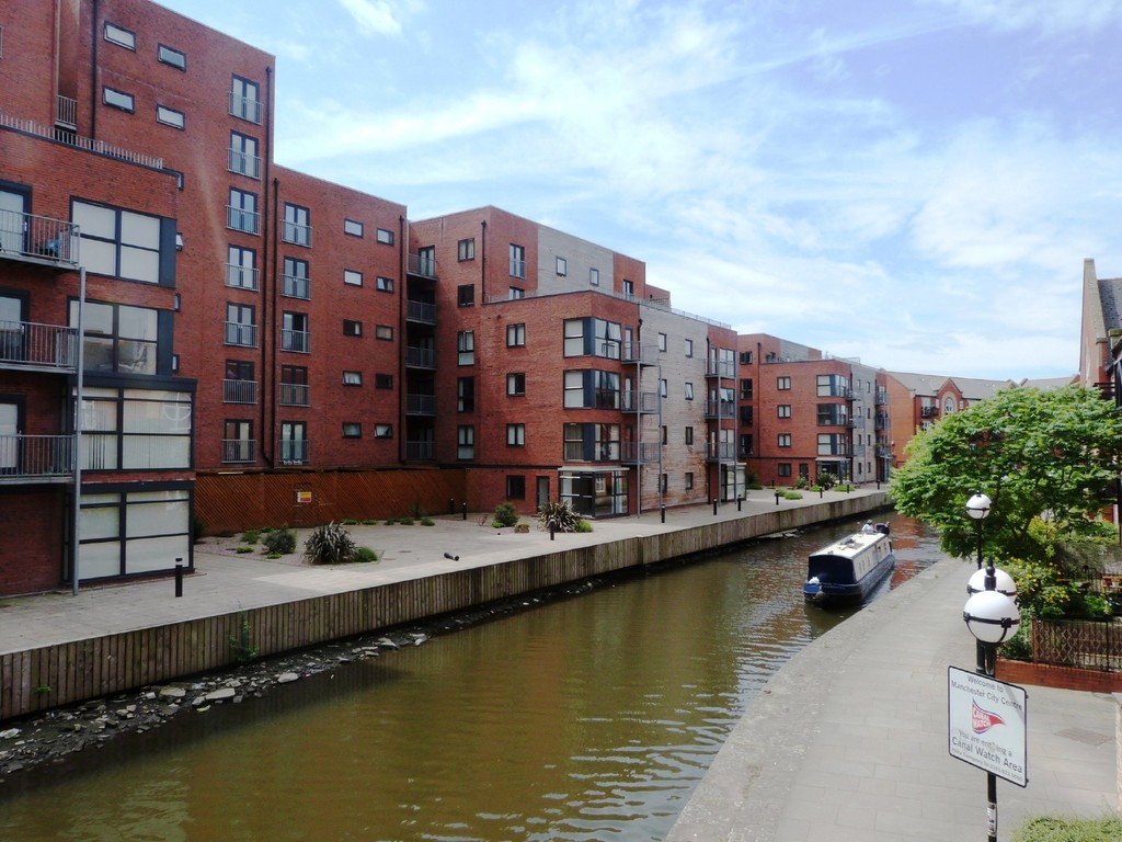 Martin Co Manchester Central 3 Bedroom Apartment To Rent In Quantum Chapeltown Street Piccadilly Village M1 Image 1