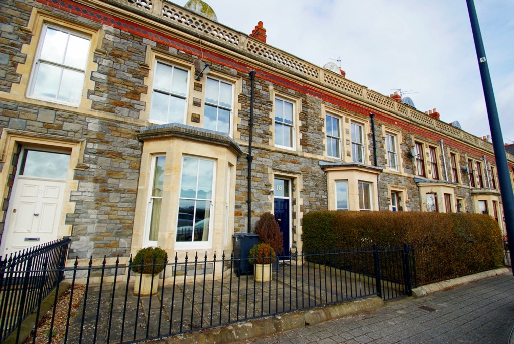 Martin & Co Cardiff 4 bedroom Town House Let in WINDSOR ESPLANADE