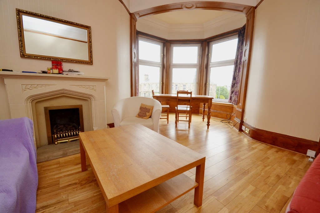 Martin & Co Stirling 2 bedroom Flat Let in Millar Place, Riverside