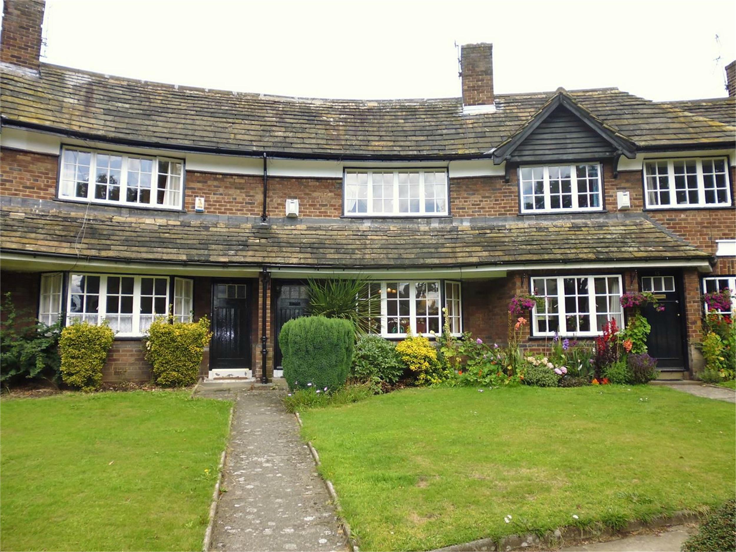 Whitegates Bebington 2 bedroom House for sale in Duke of York Cottages