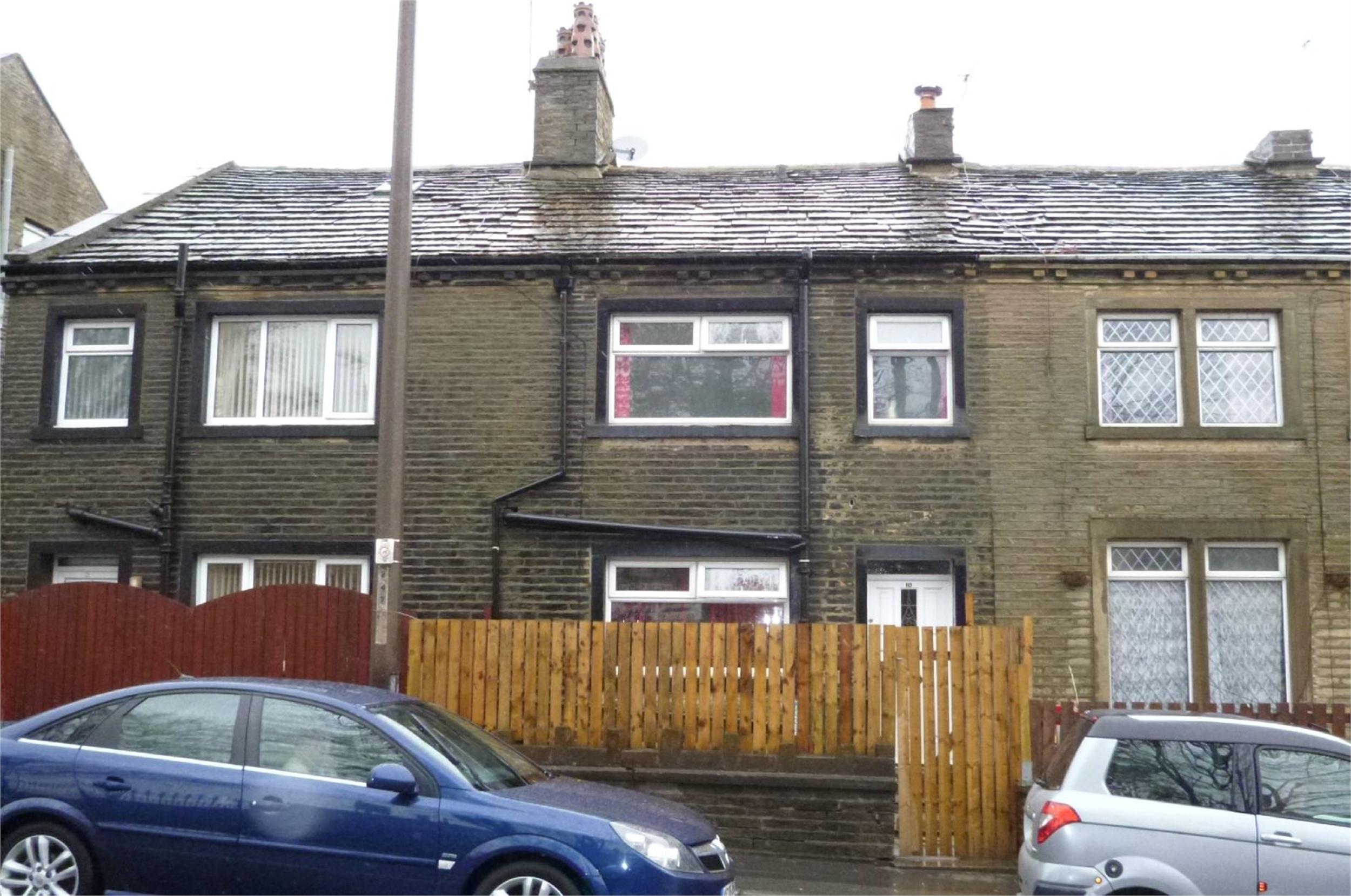 Whitegates Bradford 2 bedroom Cottage for sale in High Street