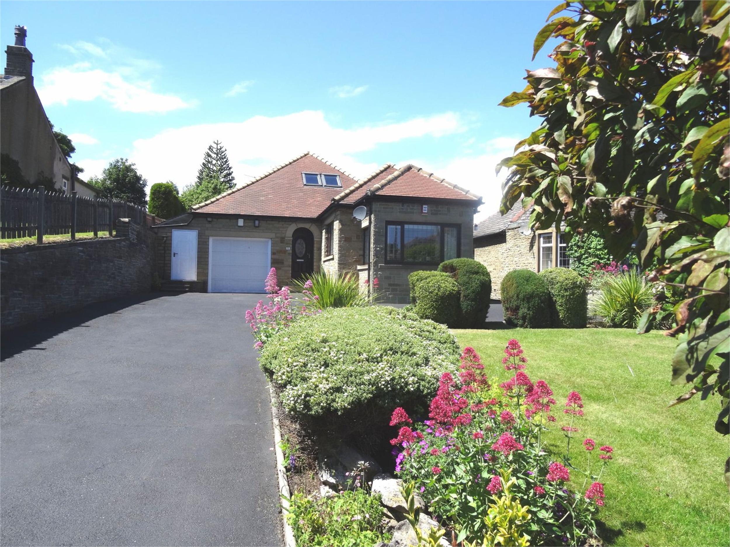 Whitegates Brighouse 4 bedroom Detached Bungalow for sale in