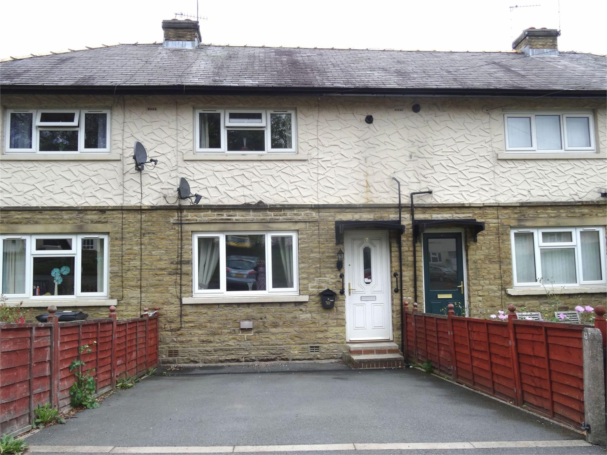 Whitegates Brighouse 2 bedroom House for sale in Fletcher Crescent