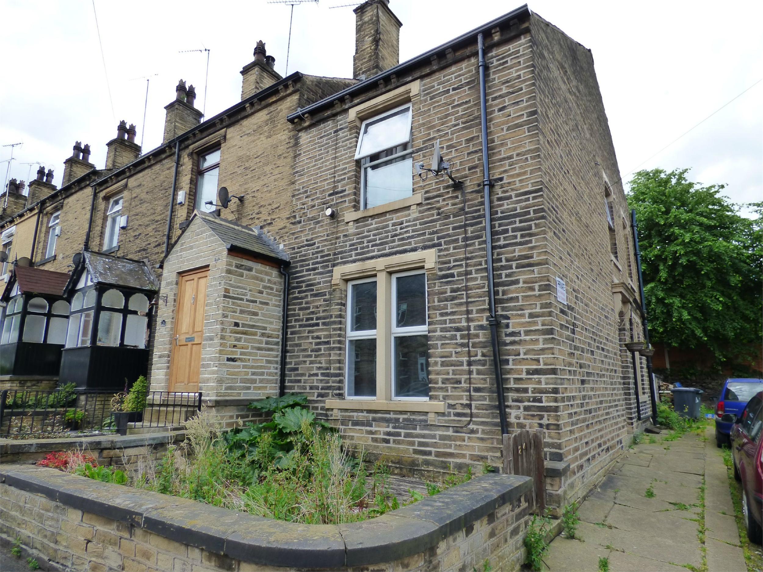 Whitegates Cleckheaton 2 bedroom House For Sale in Booth Street