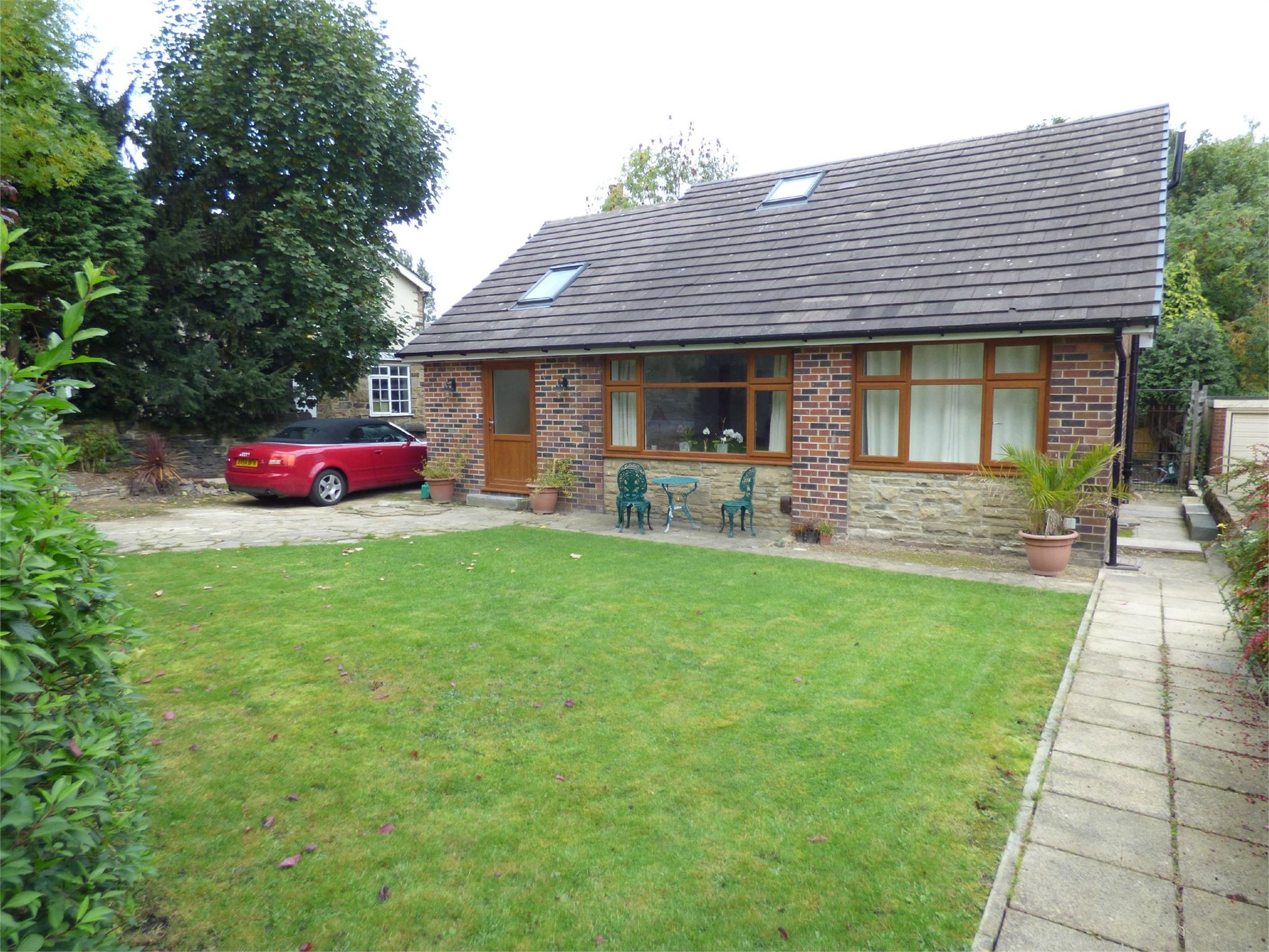 Whitegates Cleckheaton 4 bedroom Detached Bungalow For ...