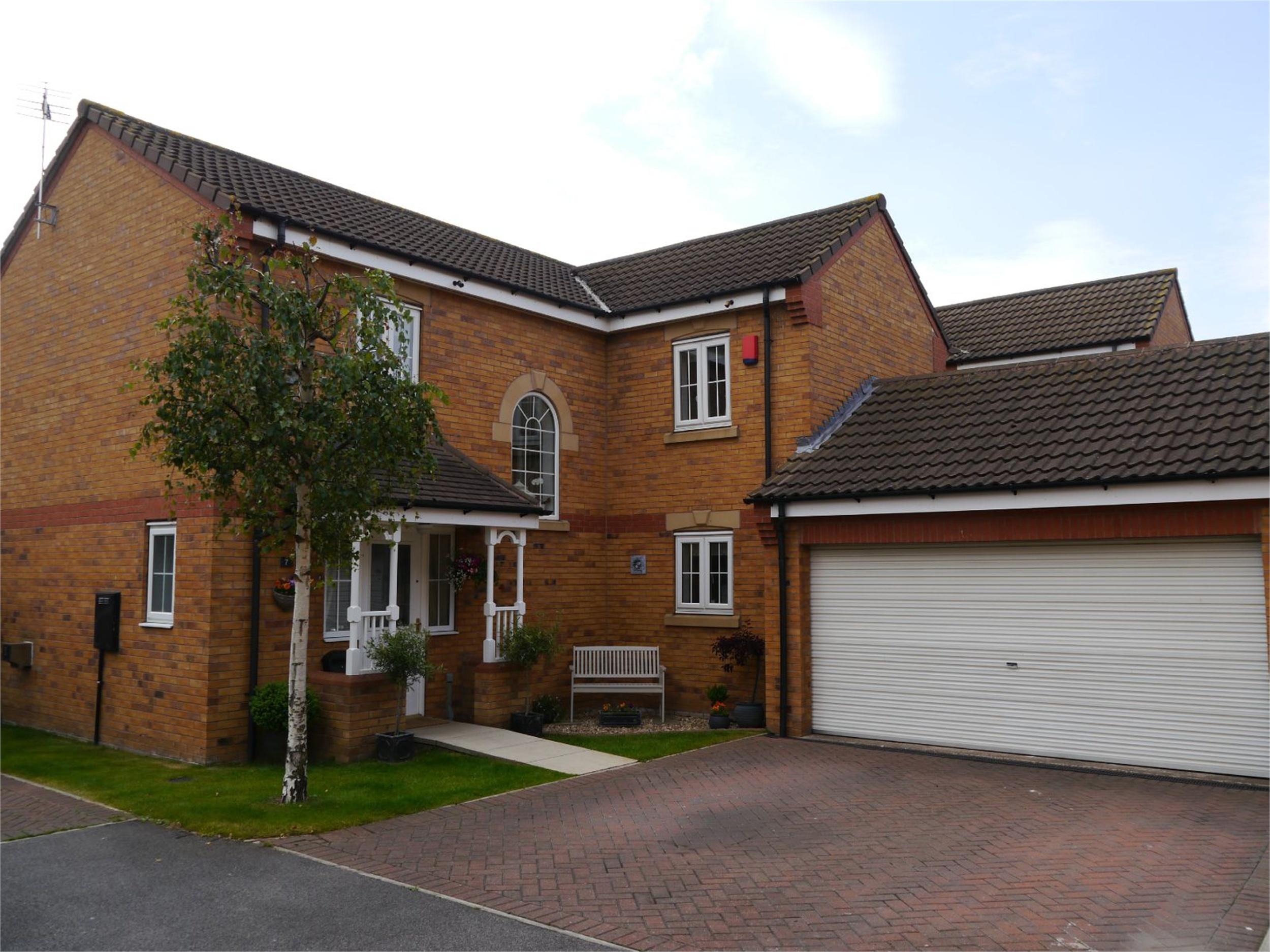 Whitegates Doncaster 4 bedroom Detached House SSTC in Nunnington Way