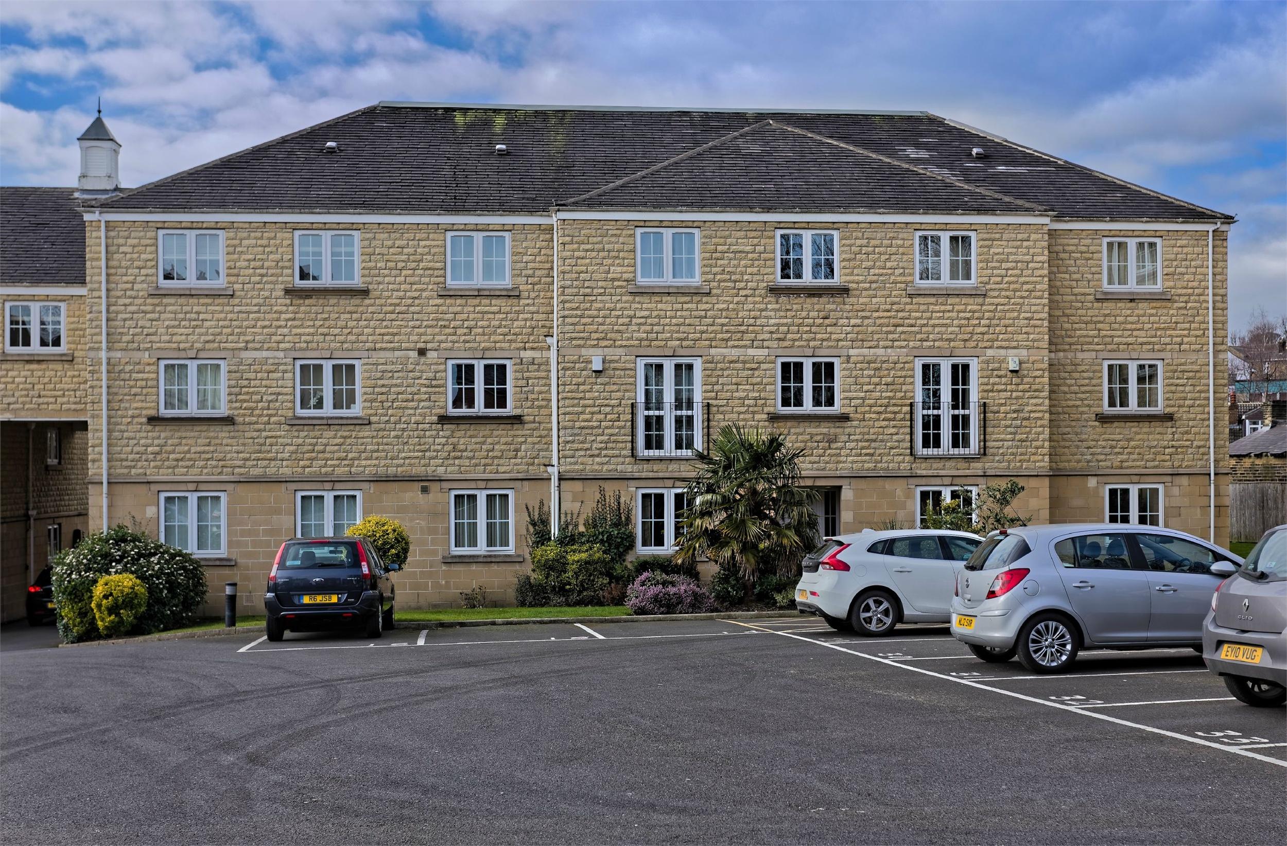 Whitegates Bramley 1 bedroom Apartment For Sale in Britannia Mews