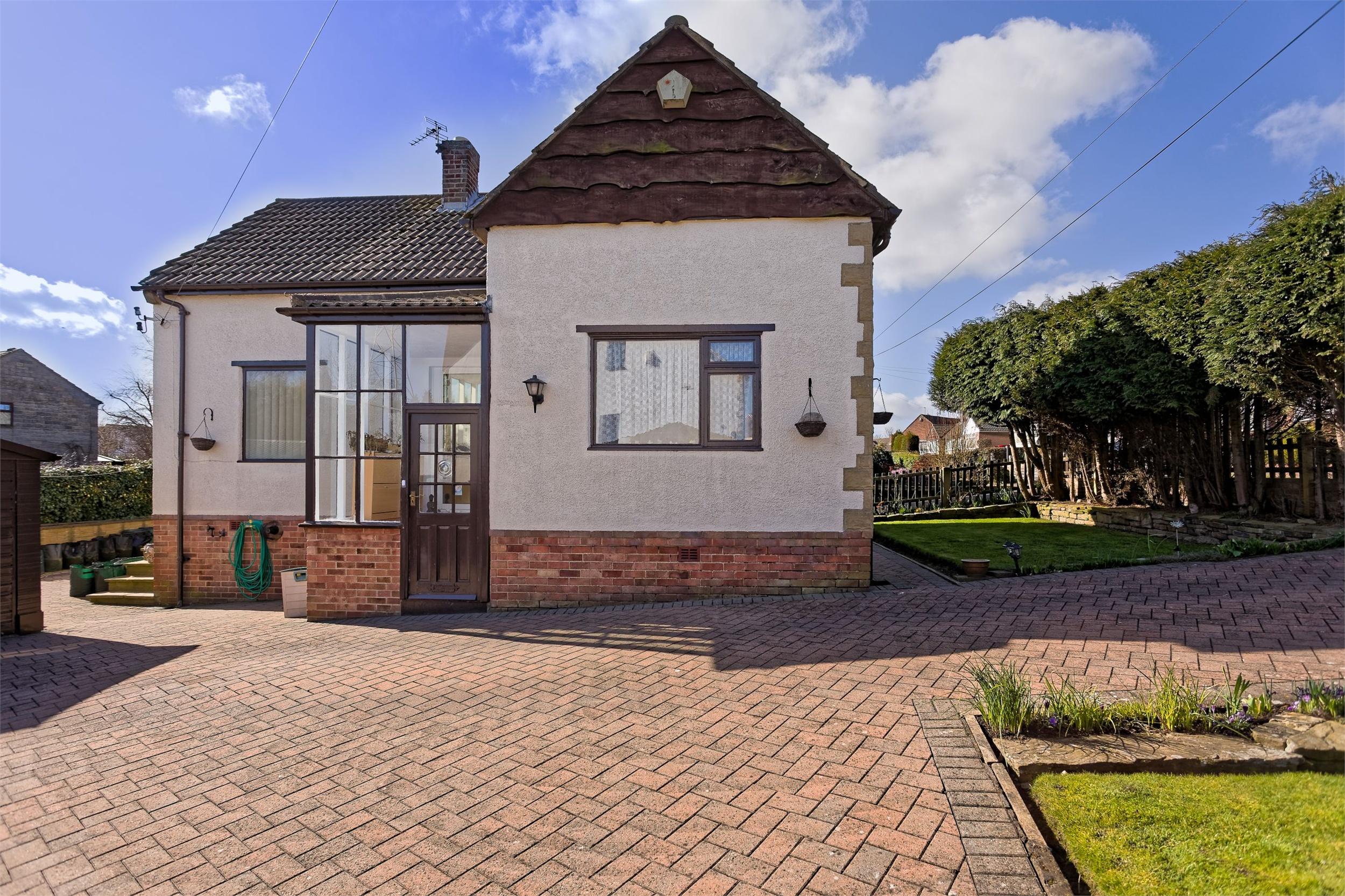 Whitegates Bramley 2 bedroom Detached House for sale in Chatsworth