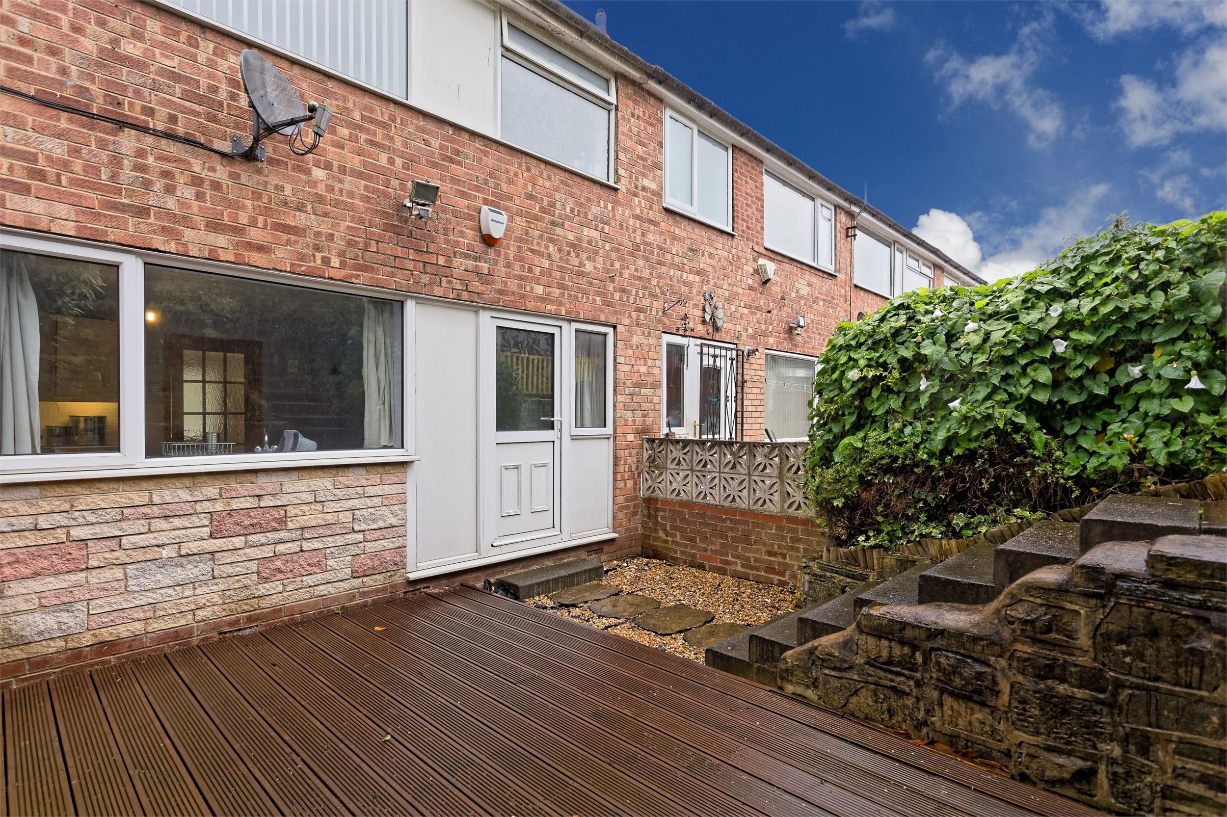 Whitegates Bramley 3 bedroom Terraced House for sale in Broad Lane