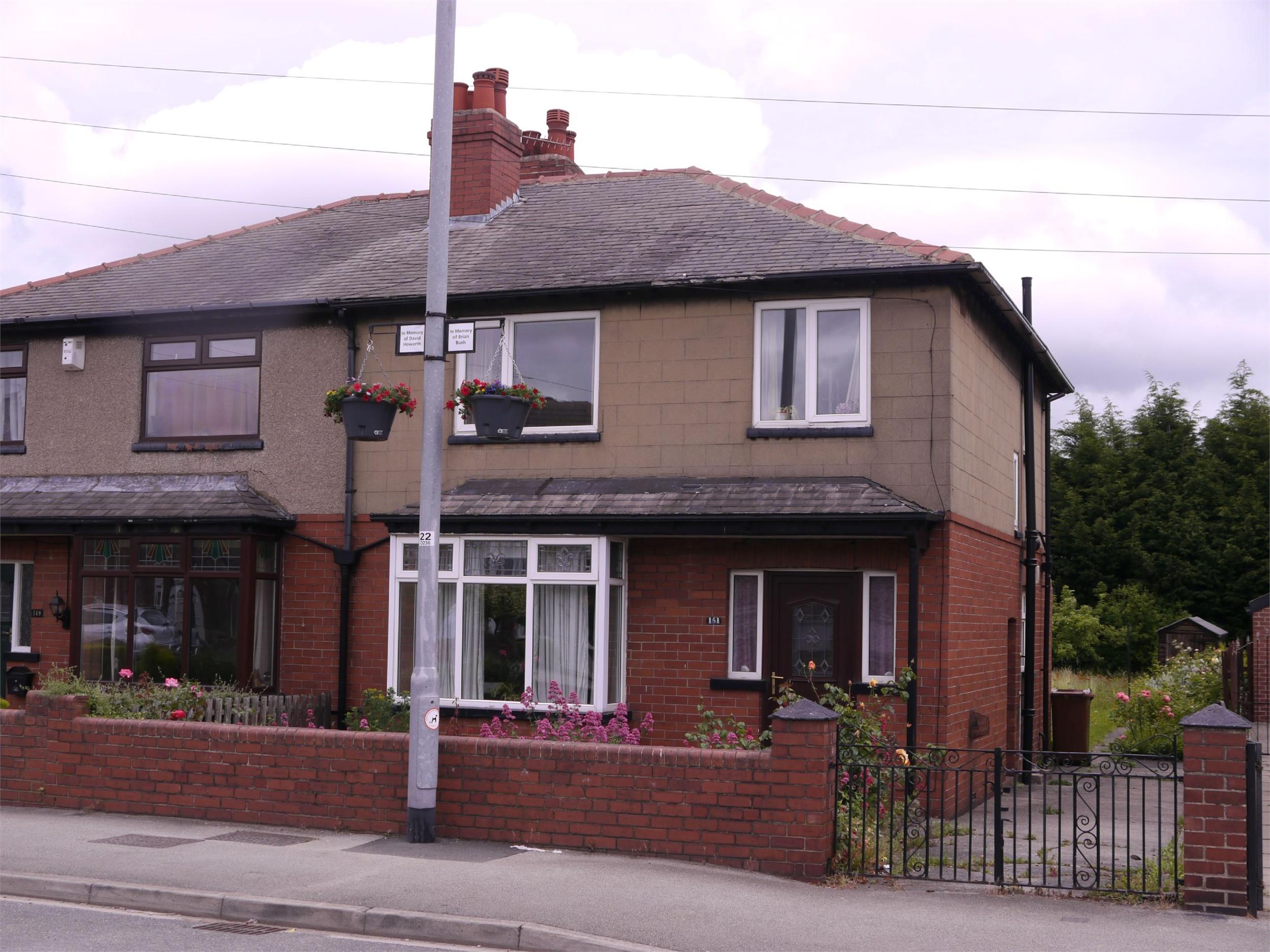 Whitegates South Leeds 3 bedroom SemiDetached House SSTC in Old Lane