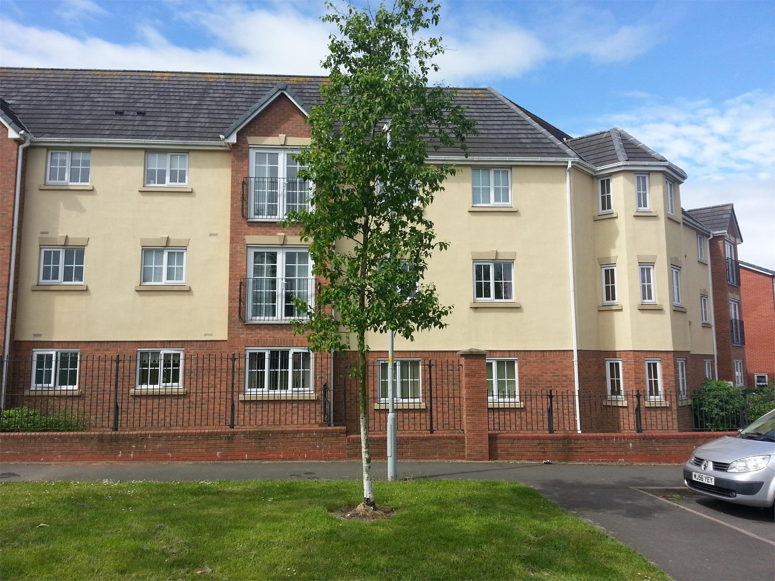 Whitegates Wolverhampton 2 bedroom Flat SSTC in Stanley Road, Bushbury