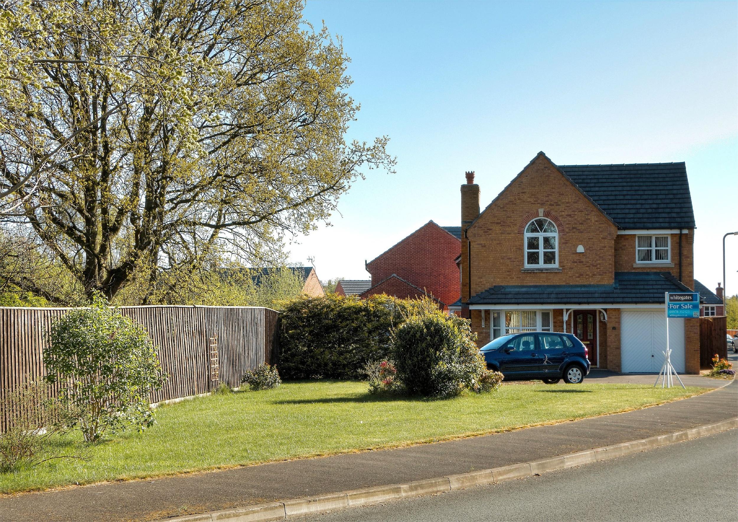 Whitegates Wrexham 4 Bedroom Detached House For Sale In St Giles Park 