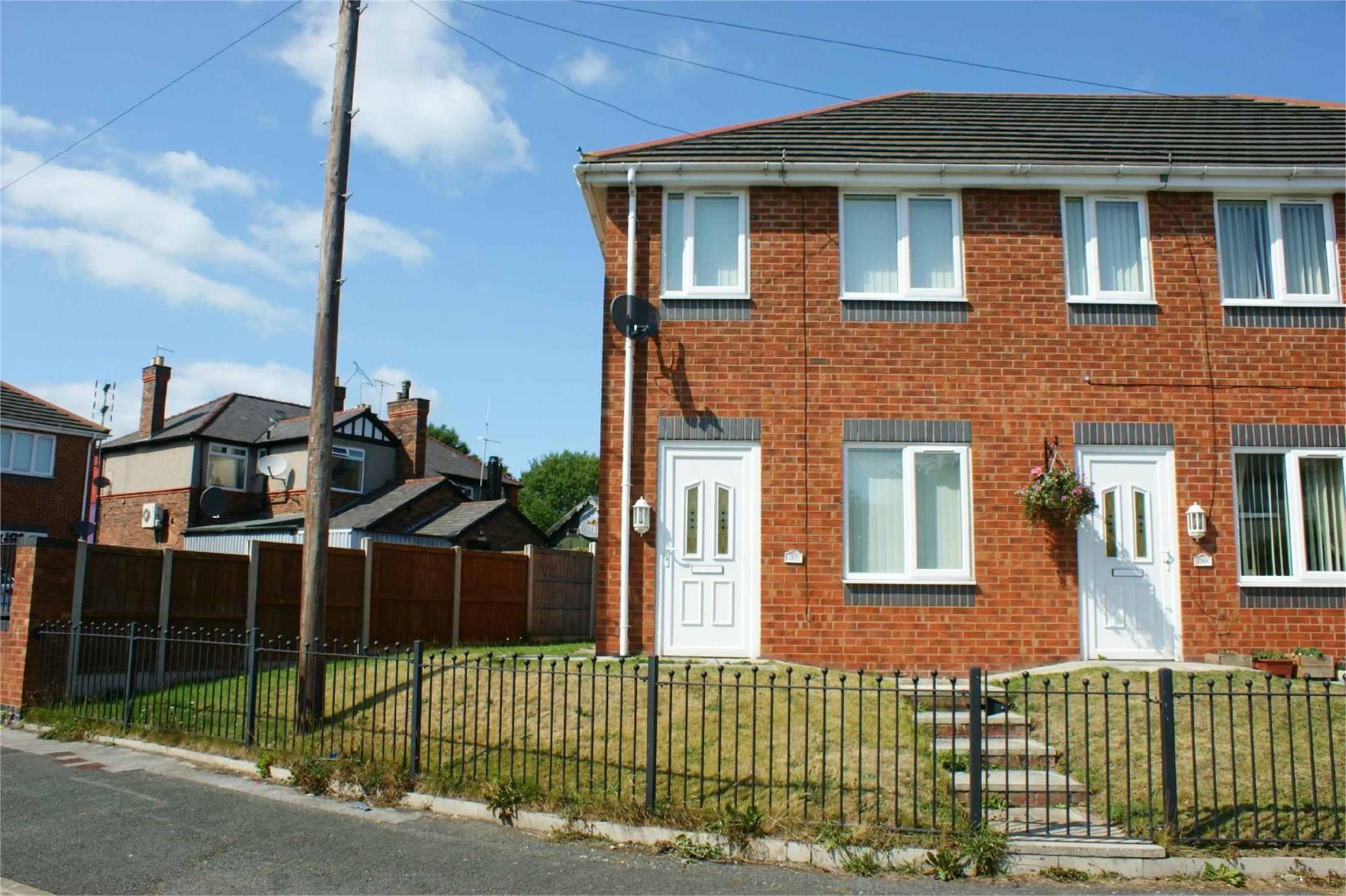 Whitegates Wrexham 2 bedroom House To Let in Second Avenue, Llay, WREXHAM
