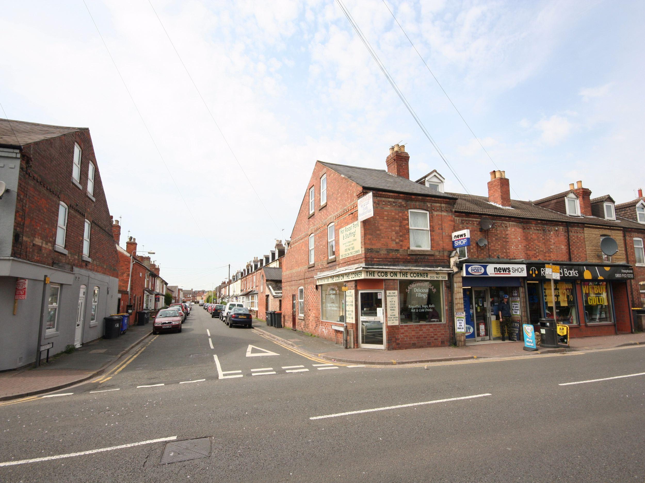 Whitegates Beeston Studio House for sale in Queens Road, Beeston