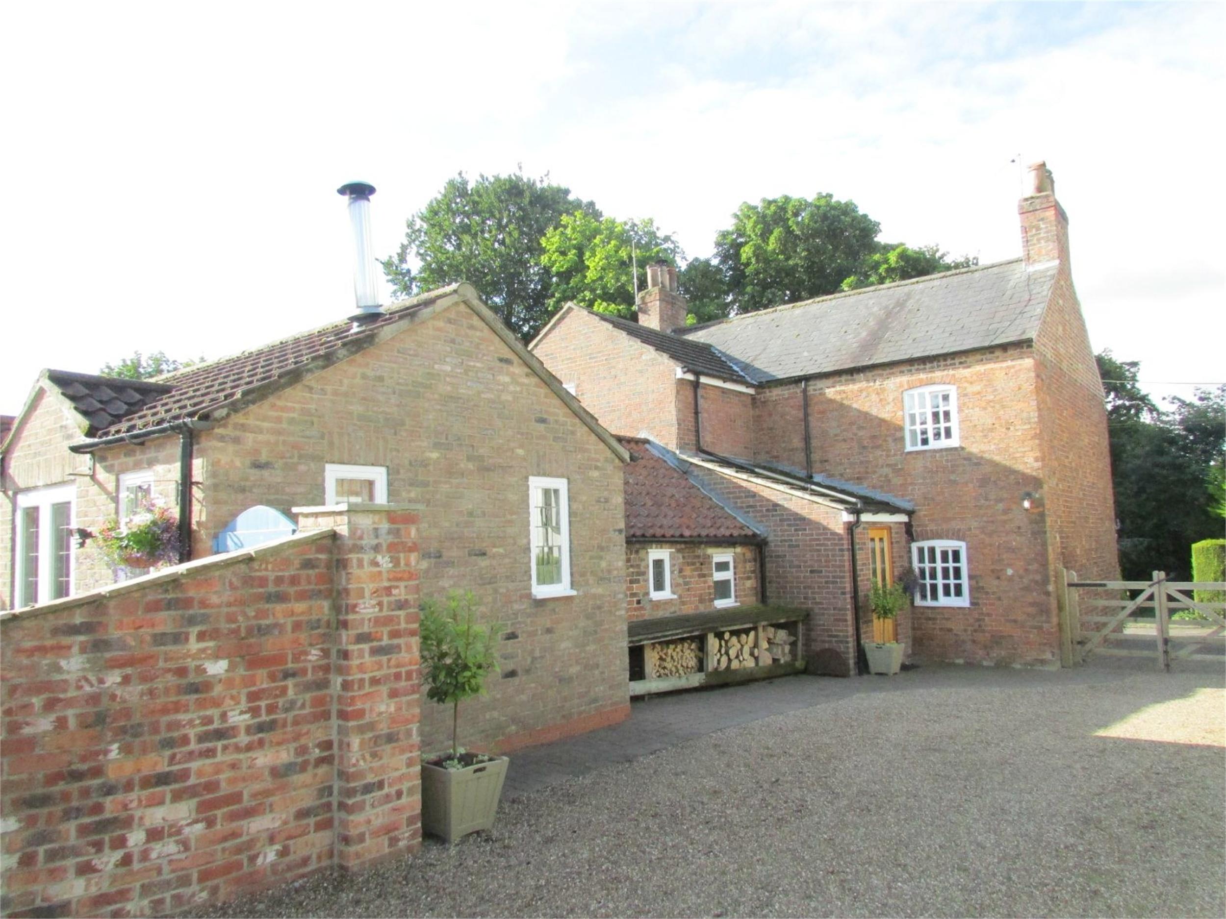 Whitegates Scunthorpe 4 bedroom Detached House for sale in Vicarage