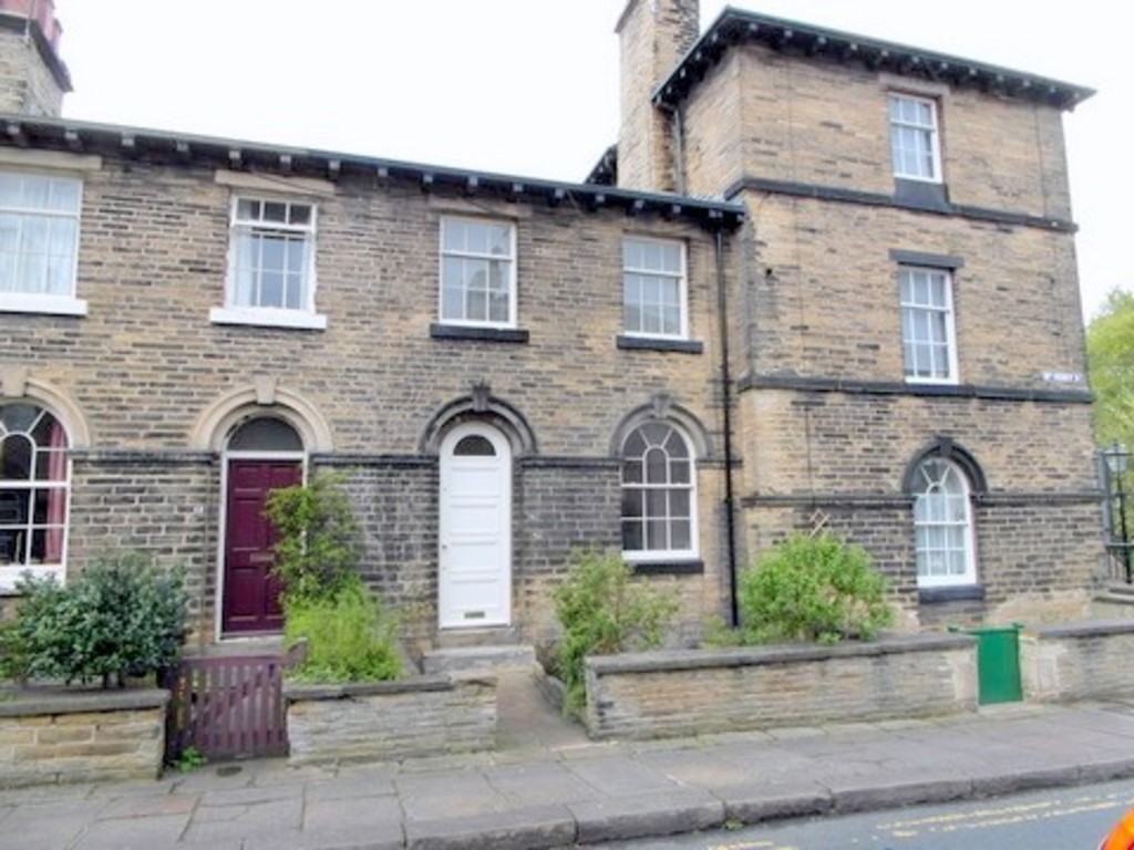Martin & Co Saltaire 2 bedroom Terraced House Let in William Henry