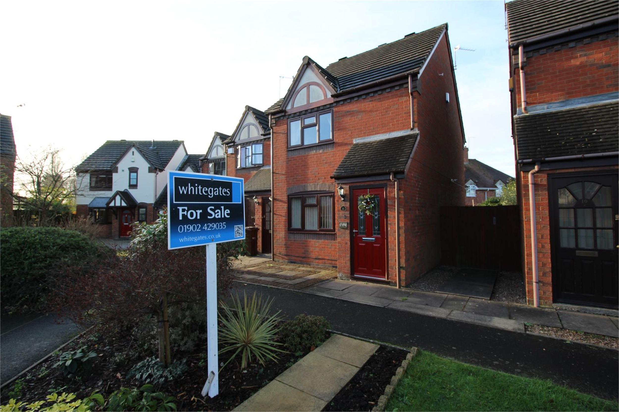 Whitegates Wolverhampton 2 bedroom Town House SSTC in Lutley Close