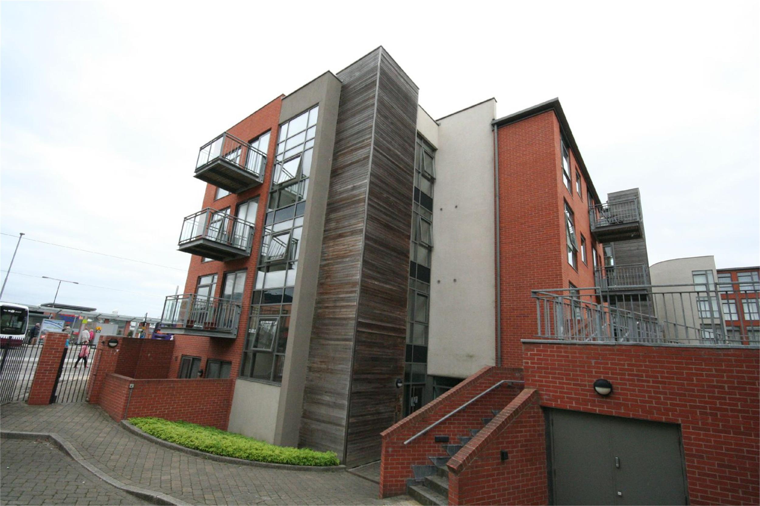 Whitegates Beeston 2 bedroom Apartment to rent in Hooton House, Manor