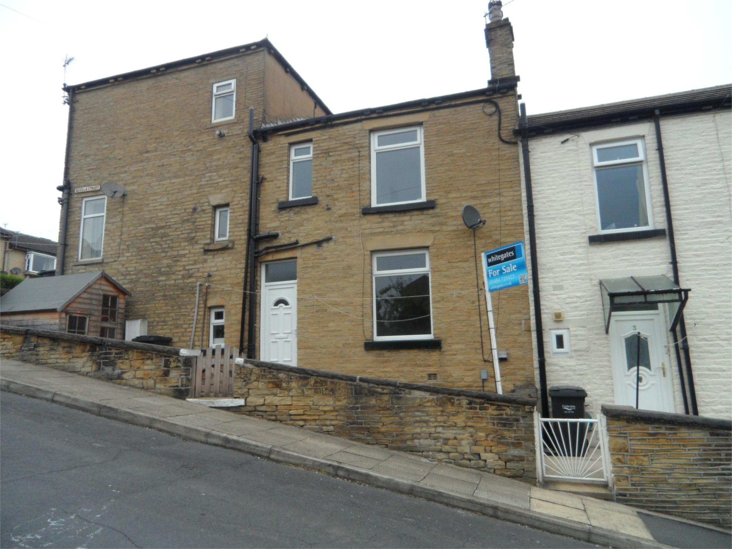 Whitegates Brighouse 2 bedroom House To Let in Denham Street, Brighouse
