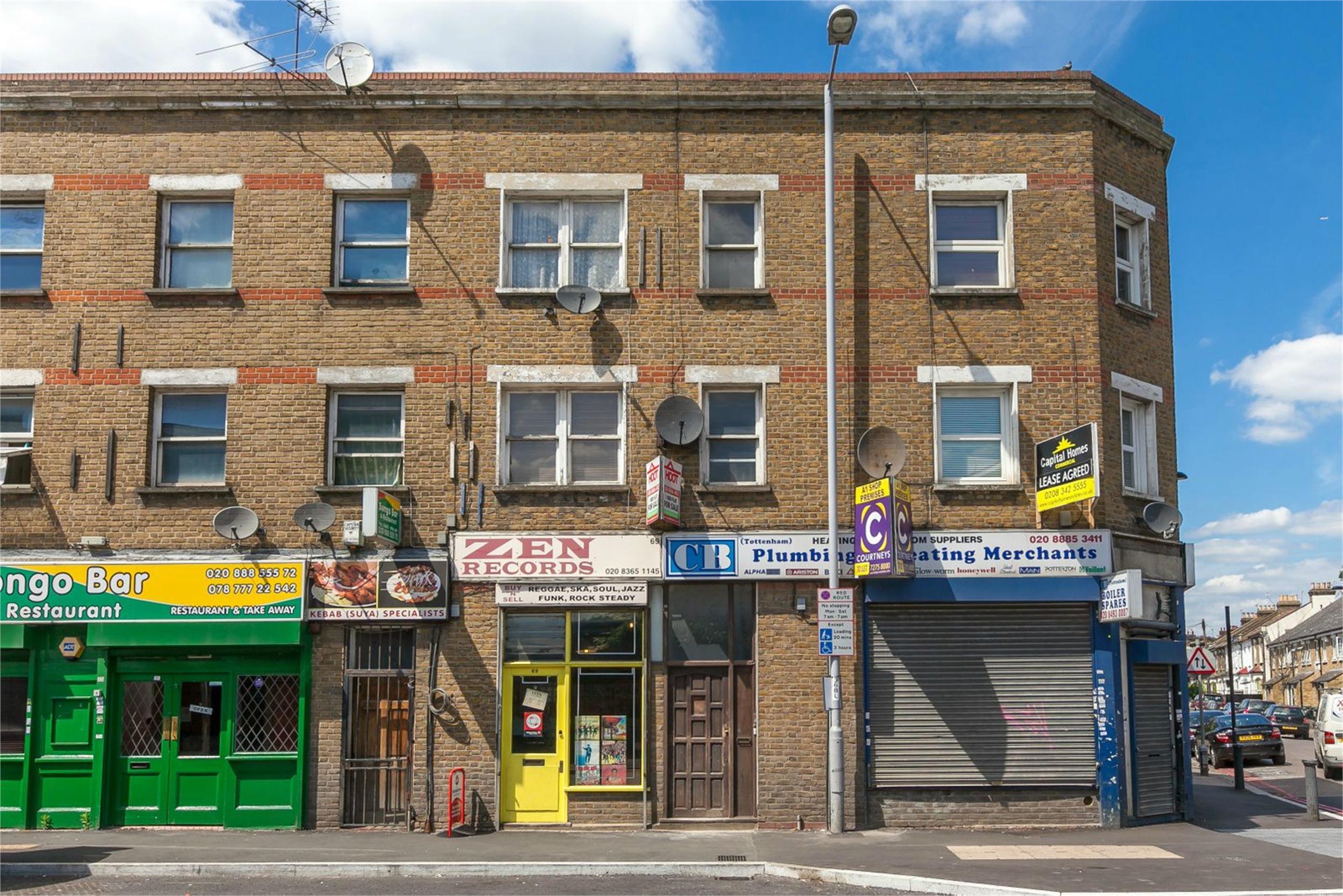 Ellis & Co Tottenham 1 bedroom Flat SSTC in Broad Lane, London