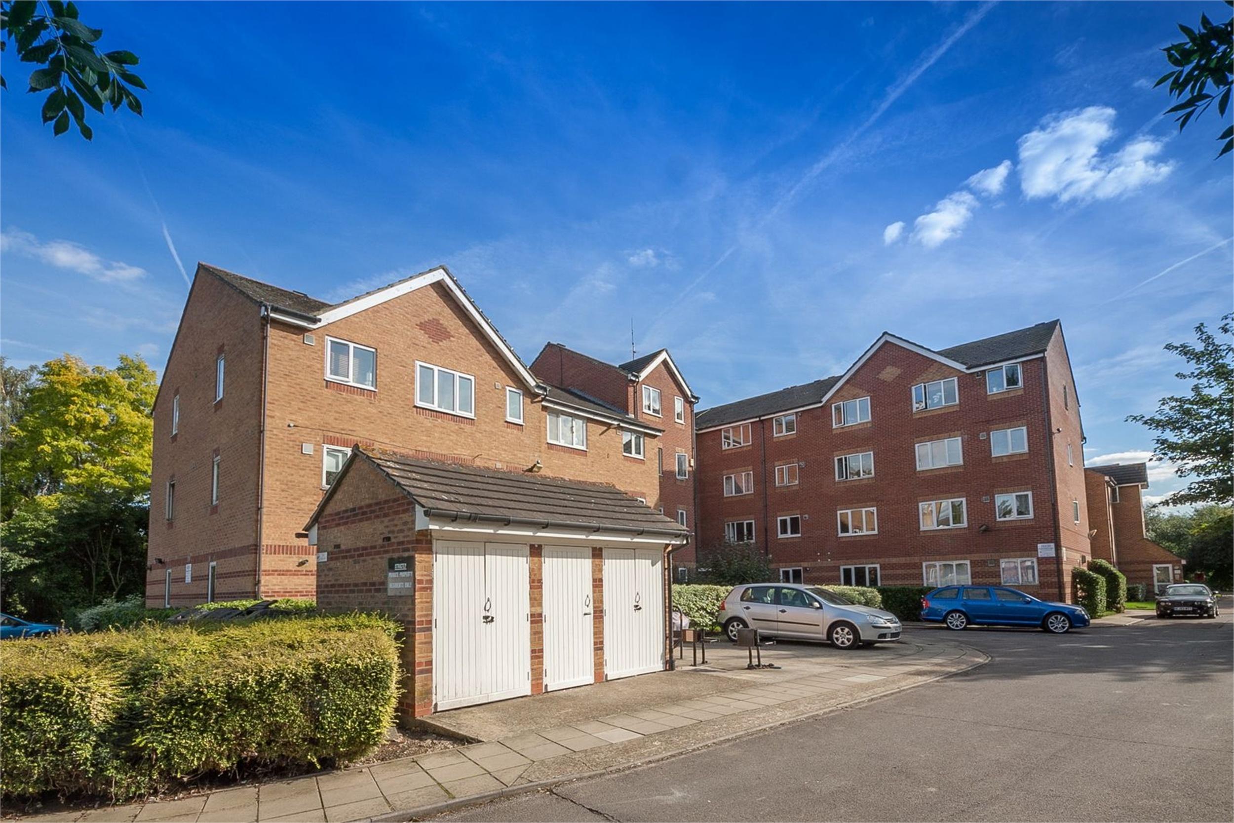 Ellis & Co Tottenham 1 bedroom Flat SSTC in Bream Close, LONDON