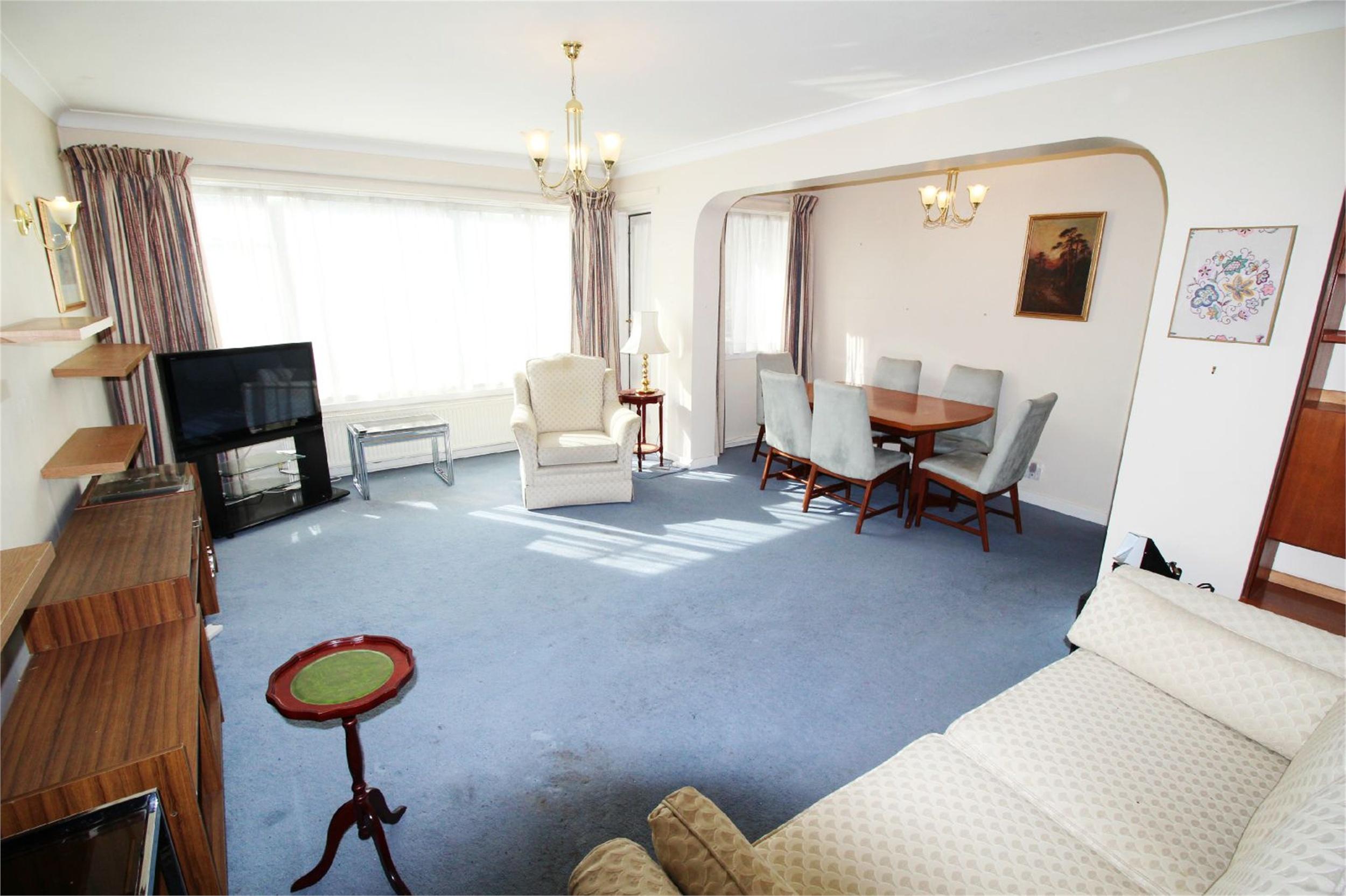 Ellis & Co Stanmore 2 bedroom SSTC in Claire Gardens
