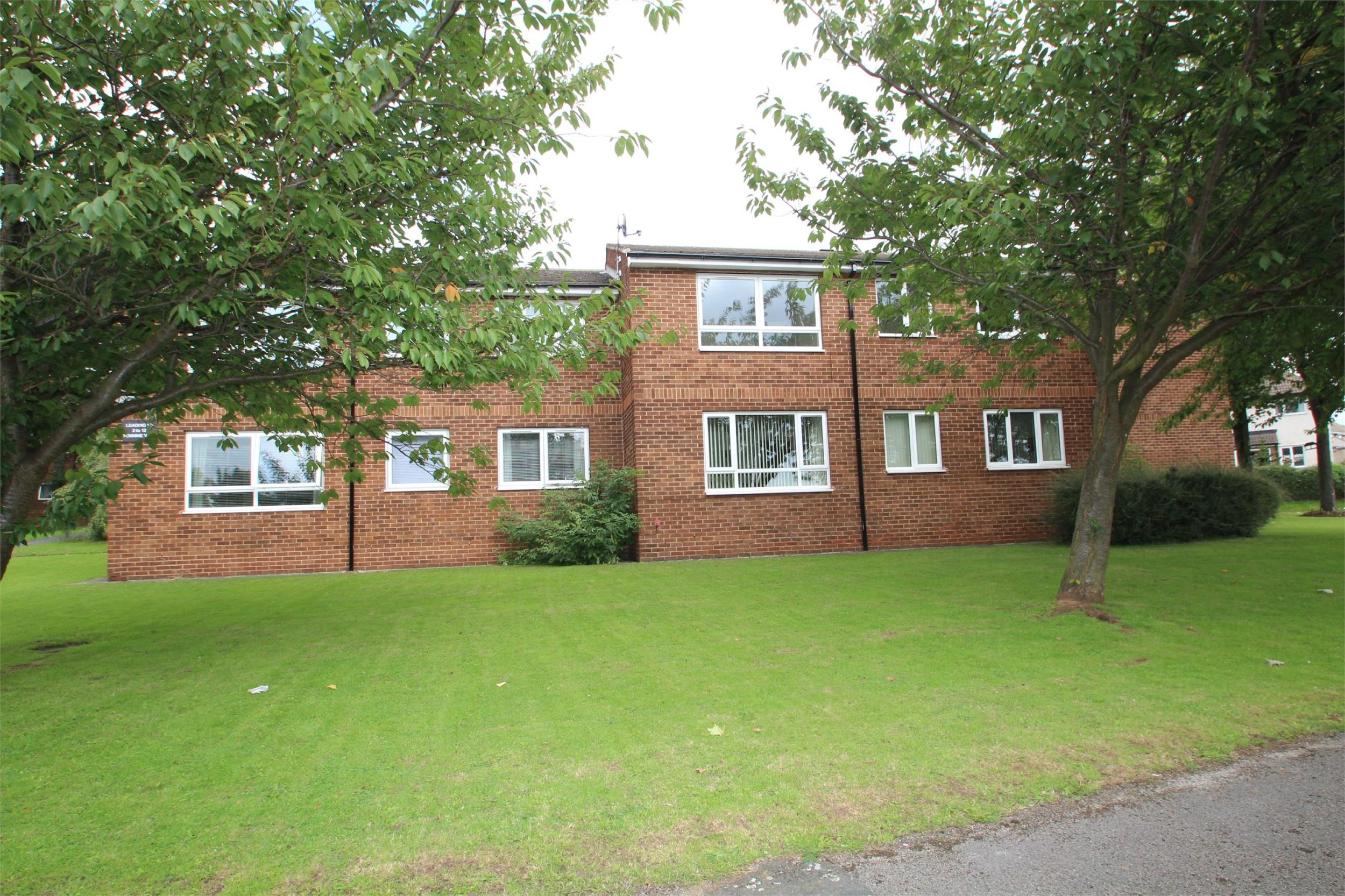 Whitegates Pontefract 2 bedroom Apartment To Let in Pennine View, Upton