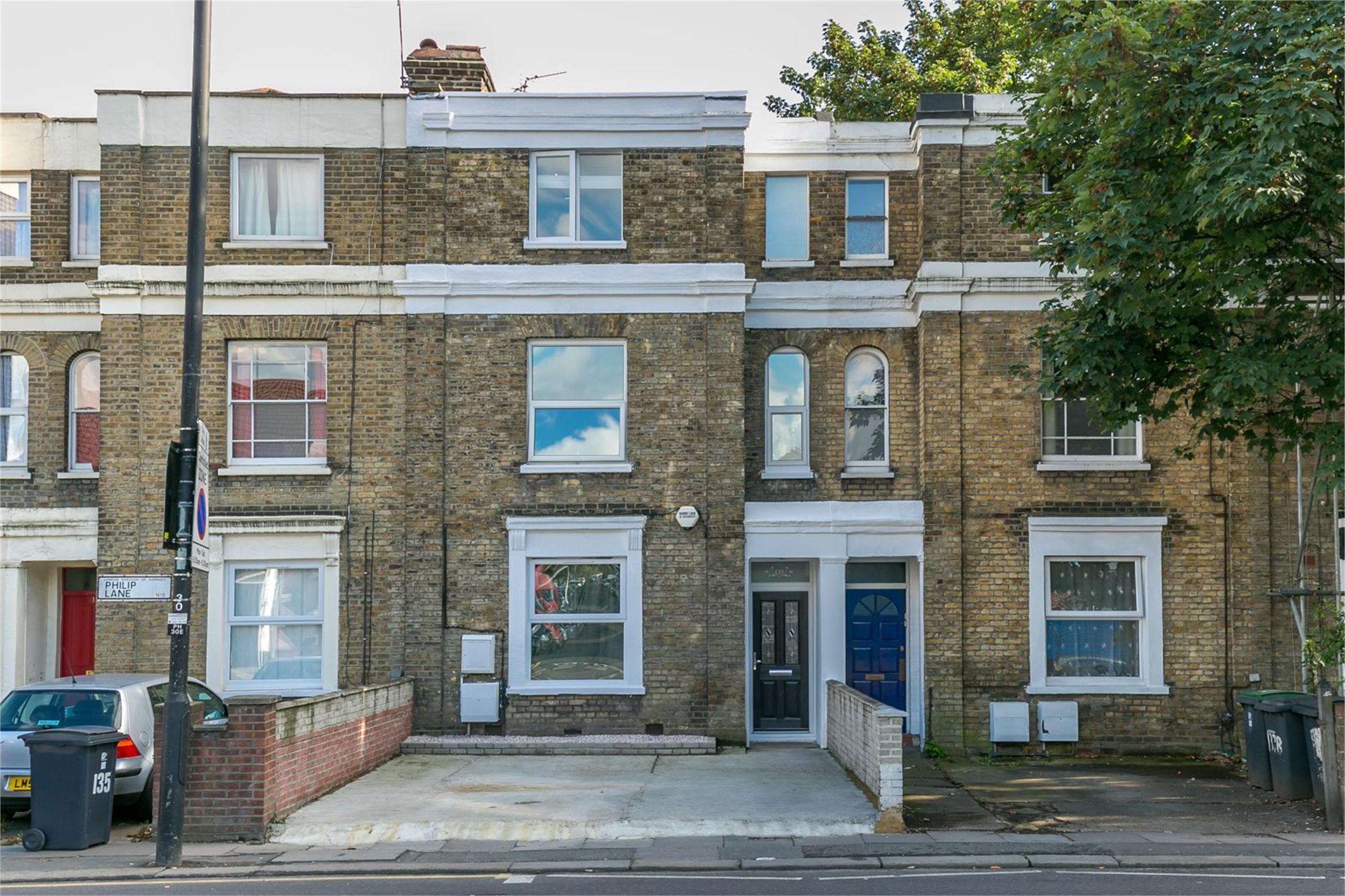 Ellis & Co Tottenham 1 bedroom Flat SSTC in Philip Lane, Tottenham, LONDON