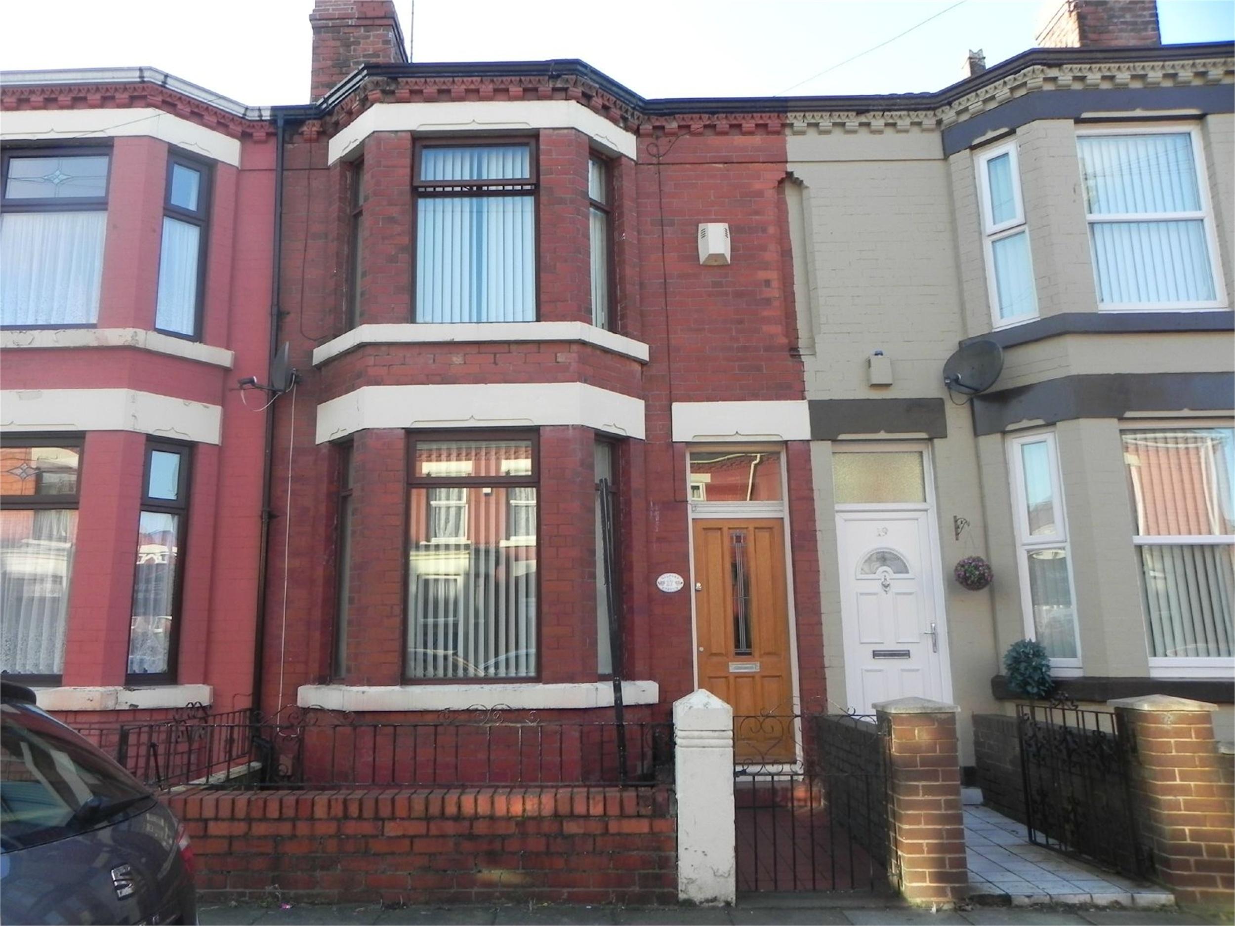 Whitegates Walton Vale 3 bedroom House SSTC in Lilford Avenue, Orrell