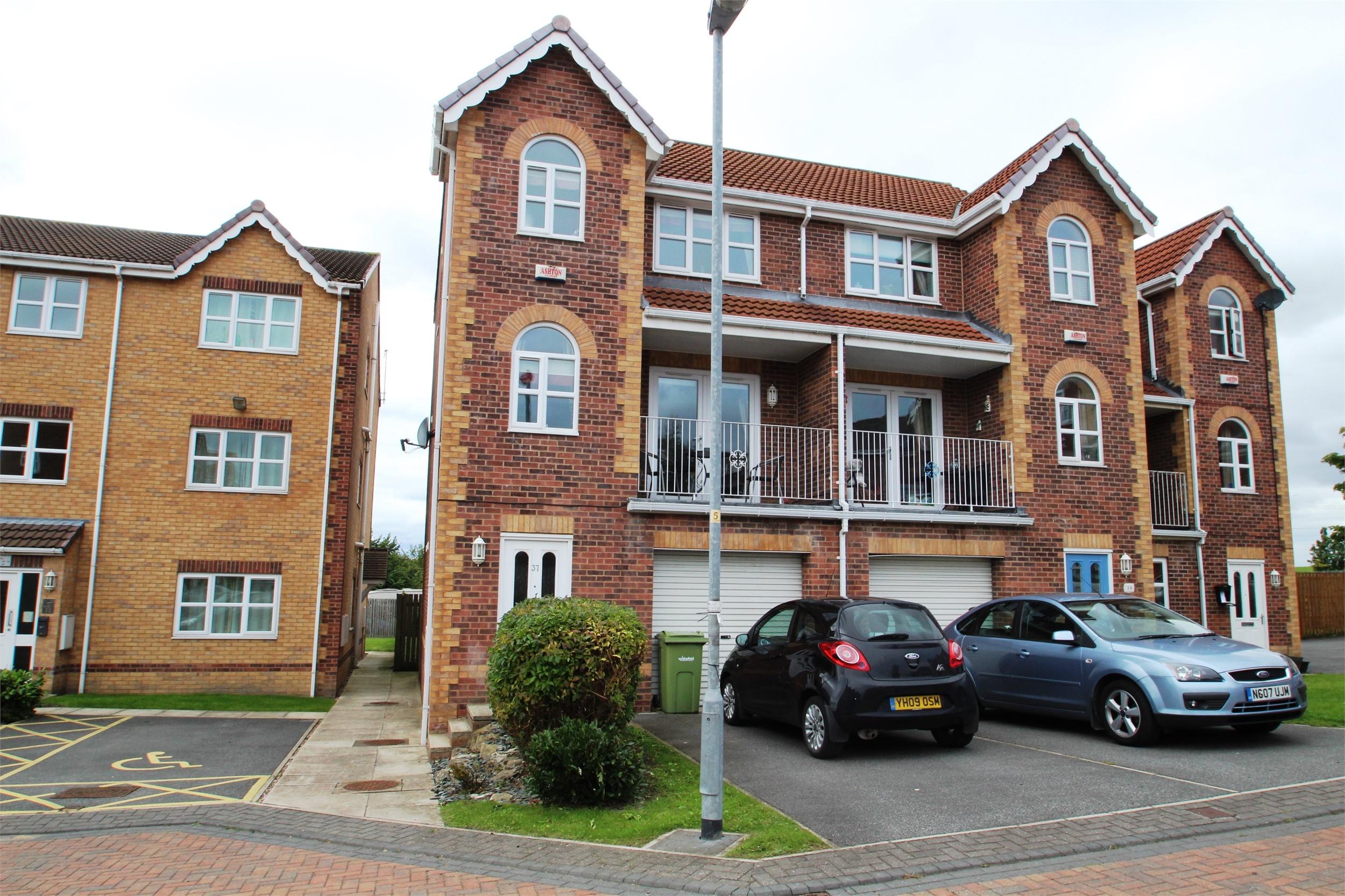 Whitegates Pontefract 4 bedroom Town House For Sale in Sandringham