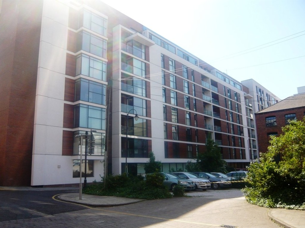 Martin & Co Manchester Central 2 bedroom Apartment Let in Hill Quays