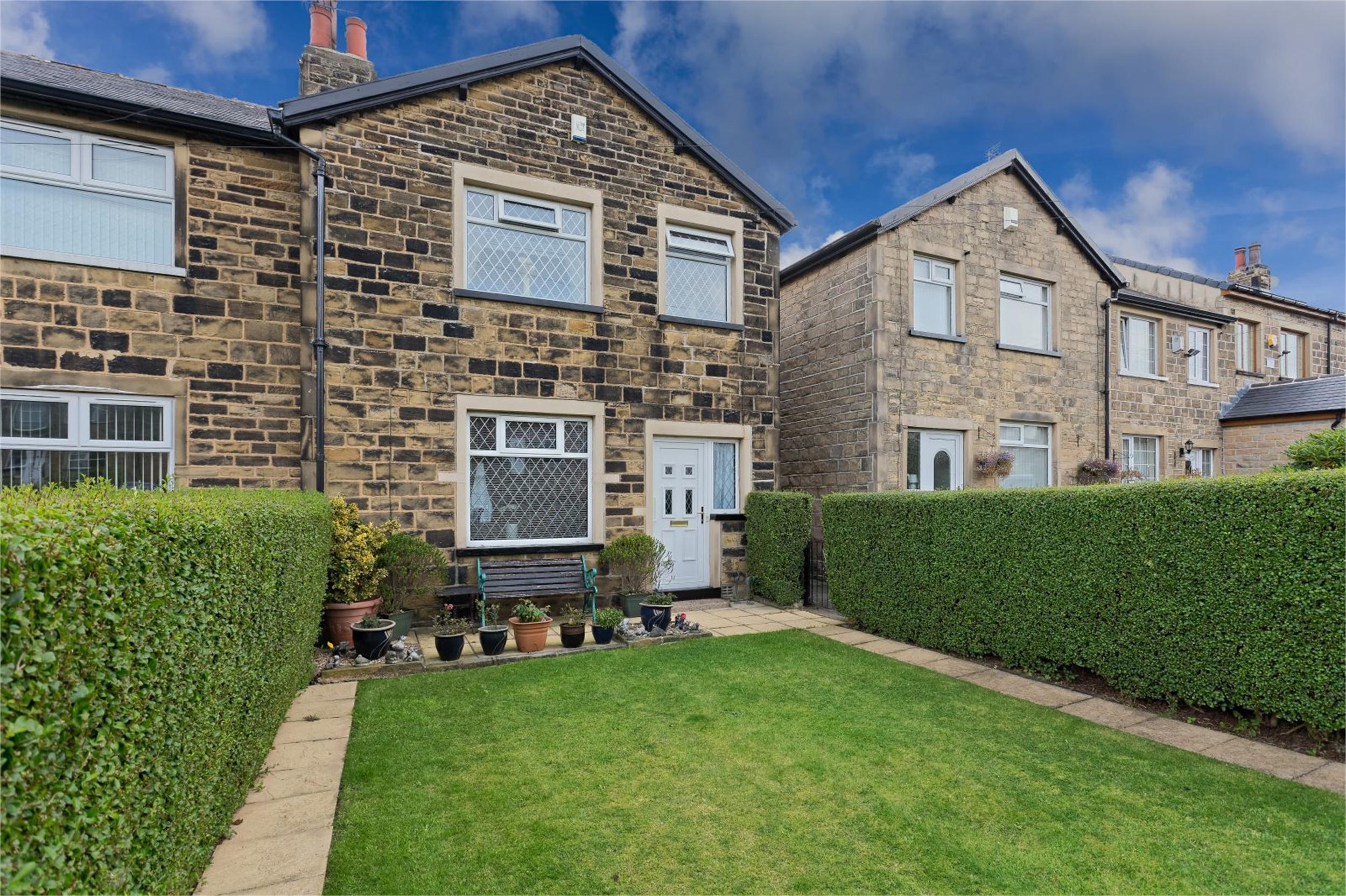 Whitegates Bramley 3 bedroom House For Sale in 13 Tyersal Avenue