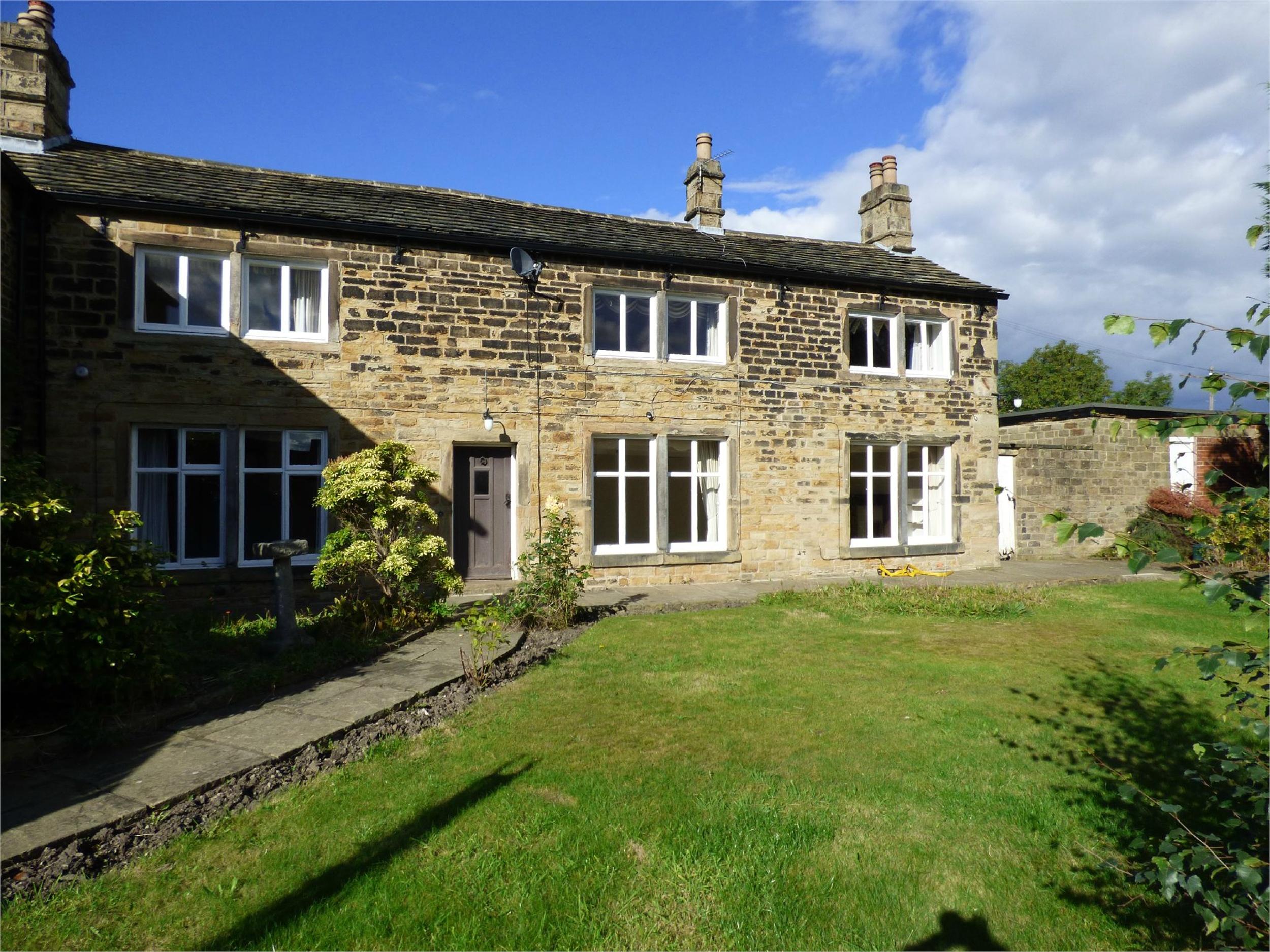 Whitegates Cleckheaton 5 bedroom SemiDetached House To Let in 377