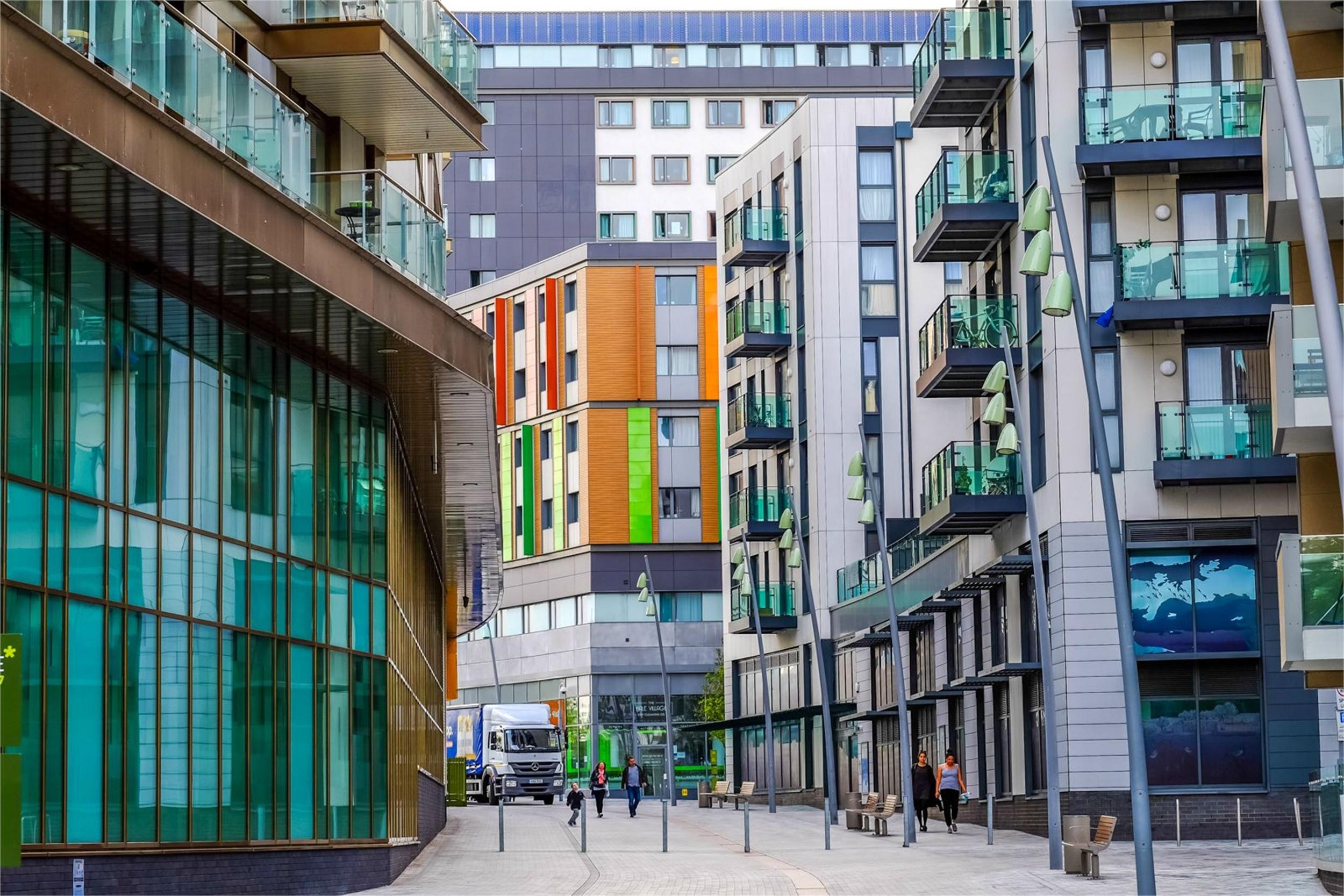 Ellis & Co Tottenham 2 bedroom Apartment For Sale in Kingfisher Heights, Hale Village, Tottenham