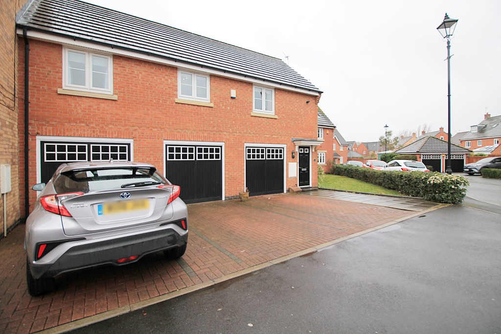 Martin & Co Widnes 2 bedroom Apartment Let in Lingwell Park, Upton