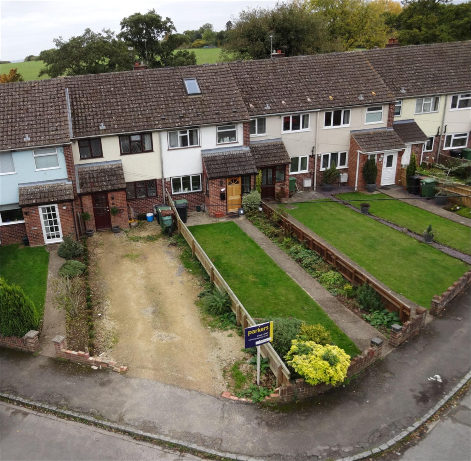 Parkers Thame 3 bedroom Terraced House for sale in Tiddington, THAME